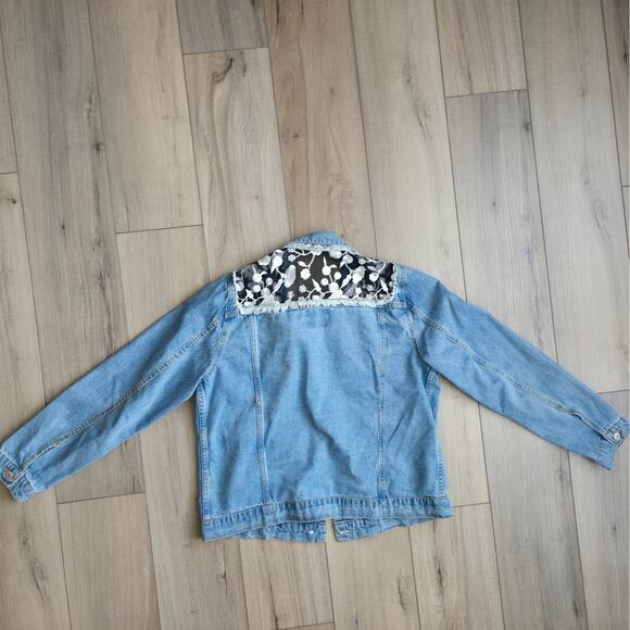 Love Tree Floral Lace Denim Button Up Jacket Women Sz L - Picture 5 of 8